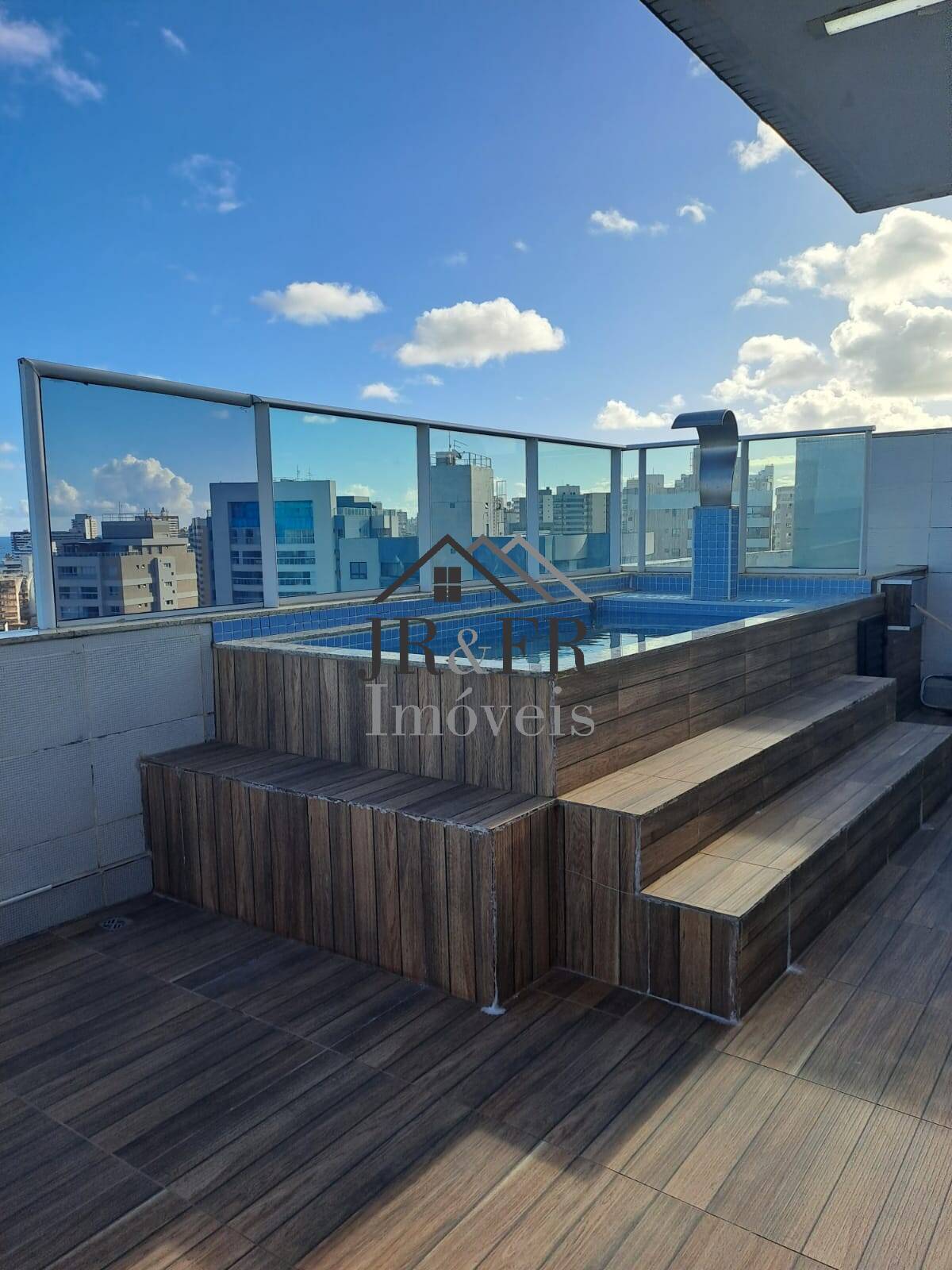 Apartamento à venda com 3 quartos, 135m² - Foto 3