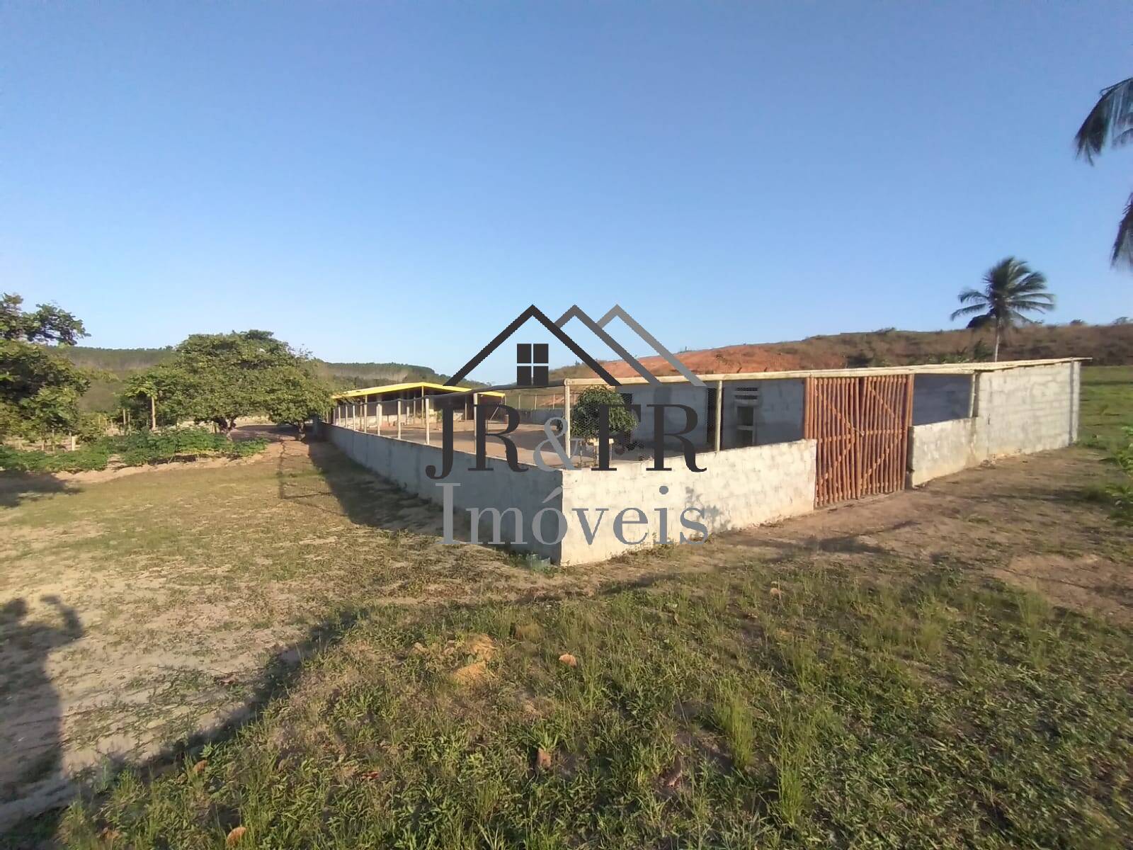 Fazenda à venda com 4 quartos, 560m² - Foto 4